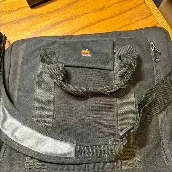 Apple Other - Apple VTG Macintosh Laptop Bag